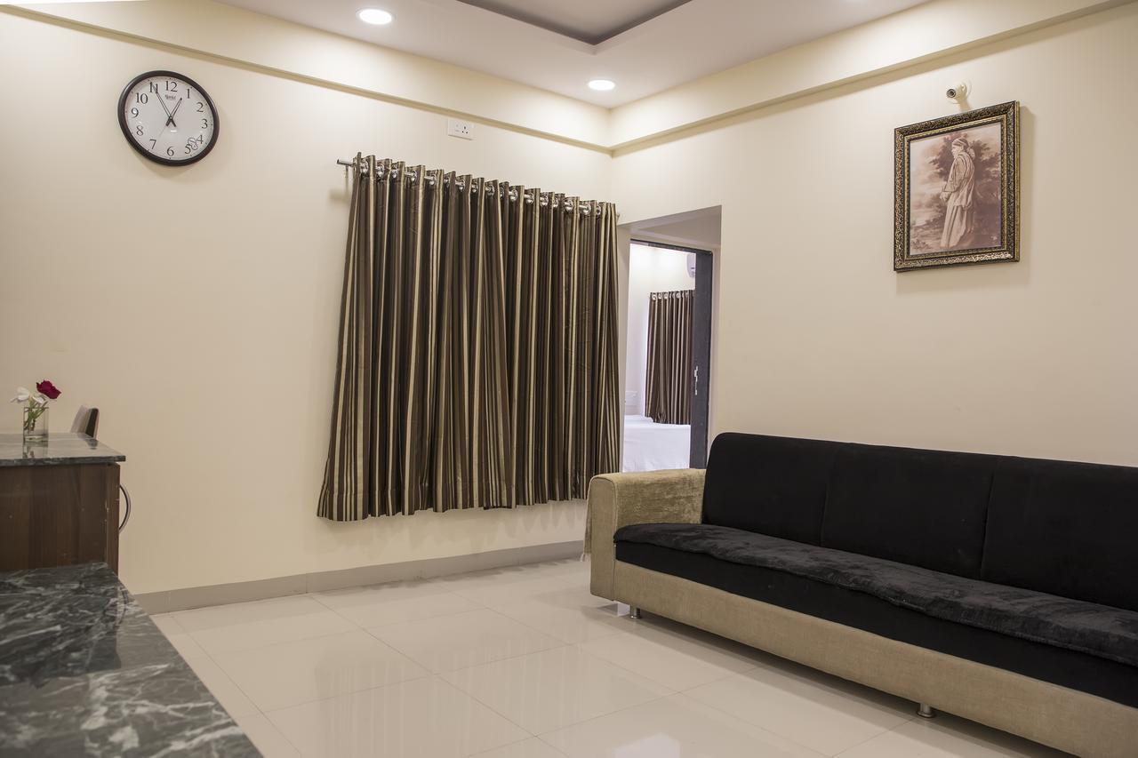 Saburi Apartments Shirdi Room photo